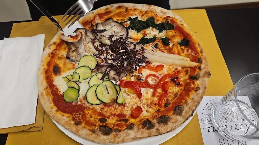 Pizzeria Laura_Pincara_slider_image_3