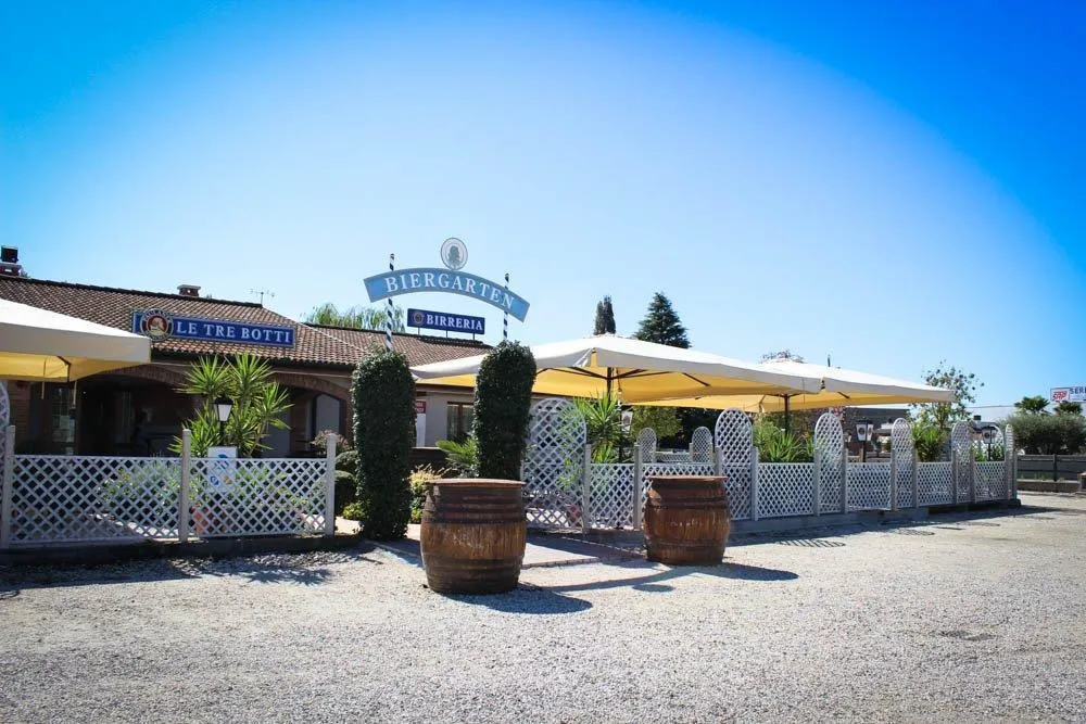 Pizzeria Birreria Gelateria Le Tre Botti restaurant in Poiana Maggiore
