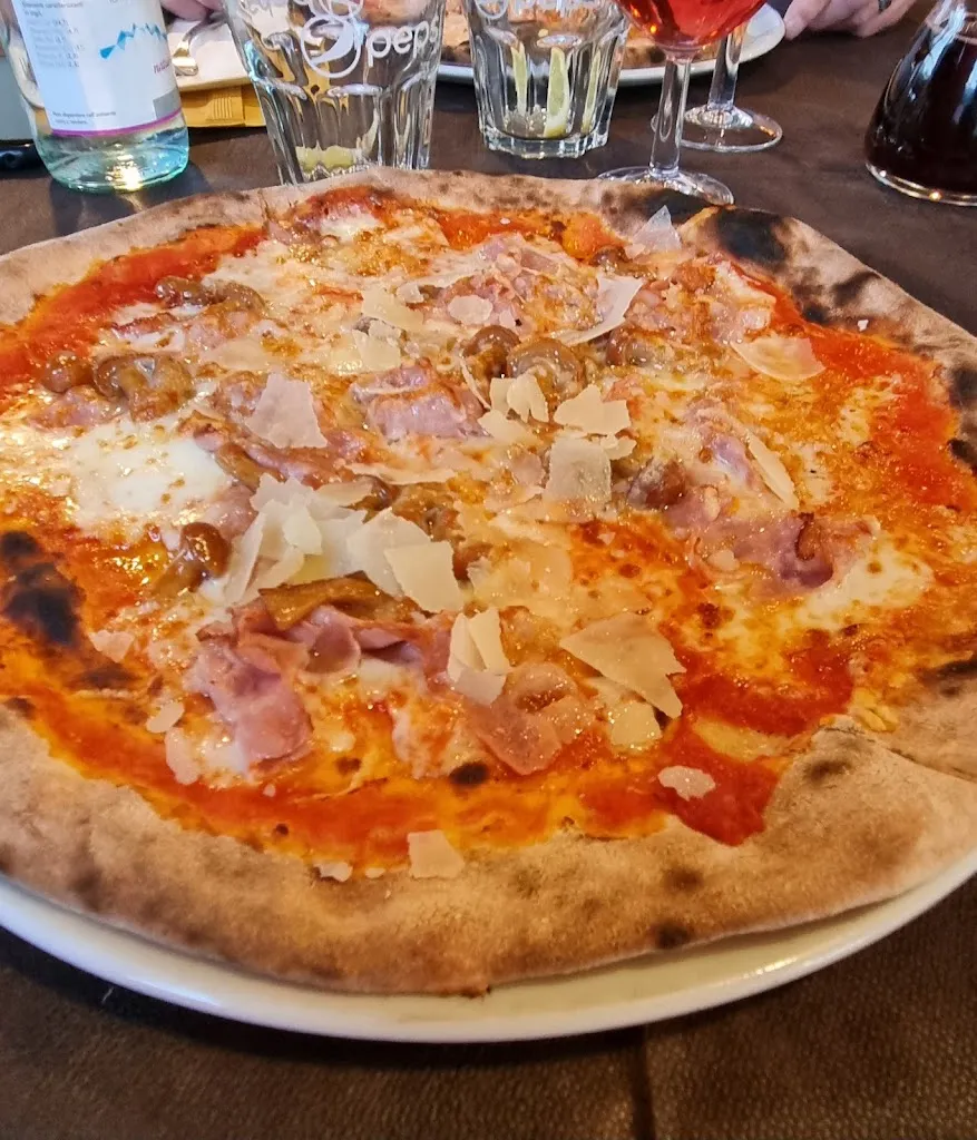 Pizzeria Moby Dick_Poiana Maggiore_slider_image_3