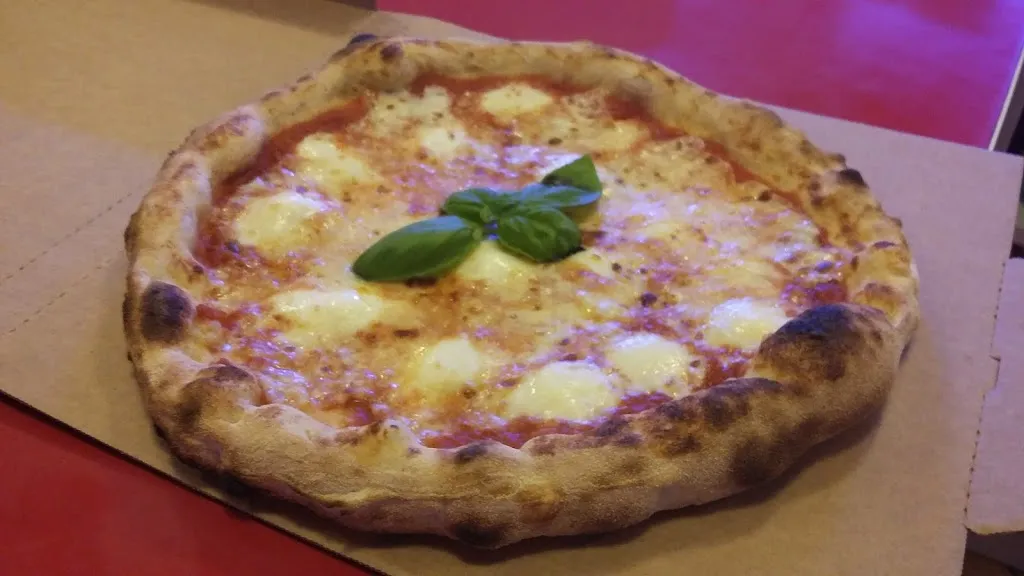 Menü_Hugo Pizza_Piazzola sul Brenta_Bild_5
