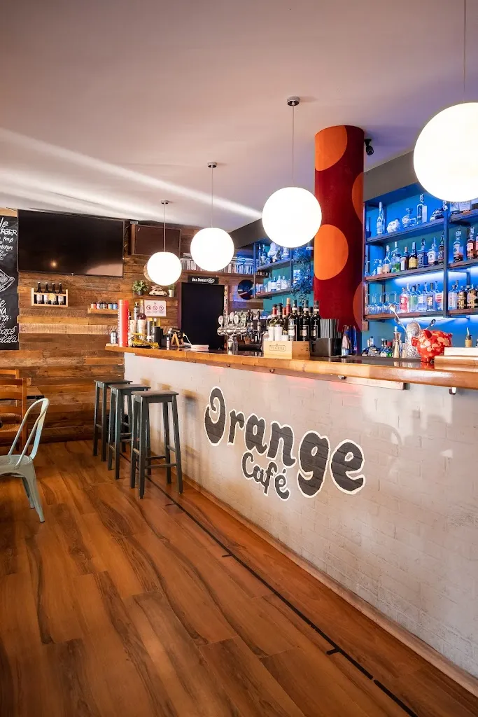 Orange Café_Piombino Dese_slider_image_1