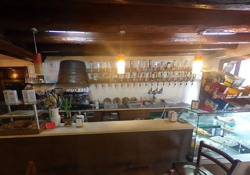 Giuly Bar restaurant in Piombino Dese