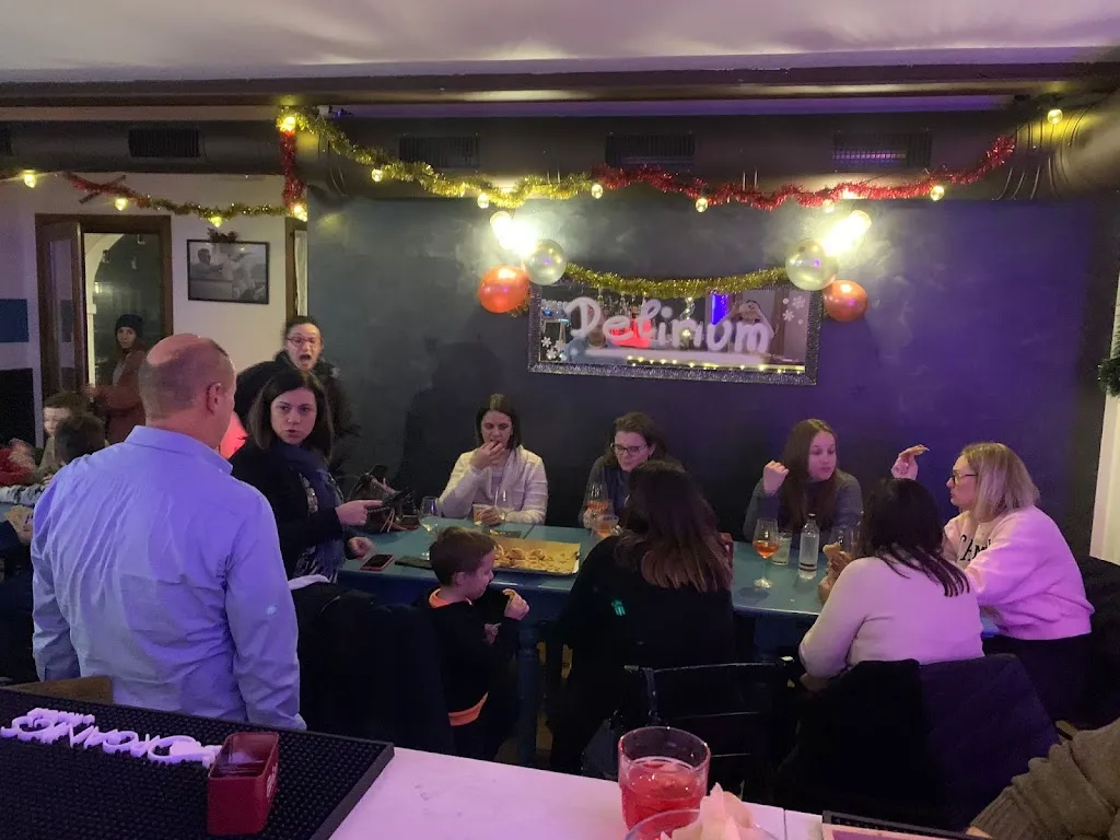 Delirium bar_Piombino Dese_slider_image_3