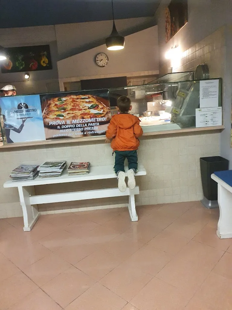 Pizzeria Mezzometro 2.0_Piovene Rocchette_slider_image_3