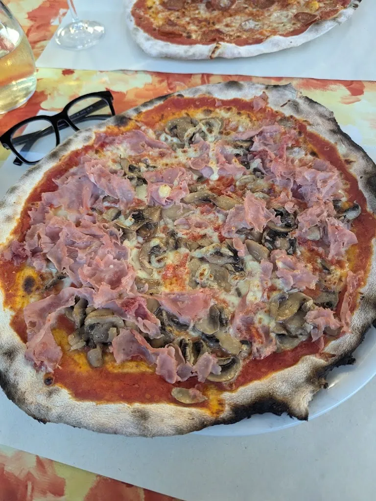 Antony Holgate_Pizzeria da Tony_Ponte di Barbarano_review