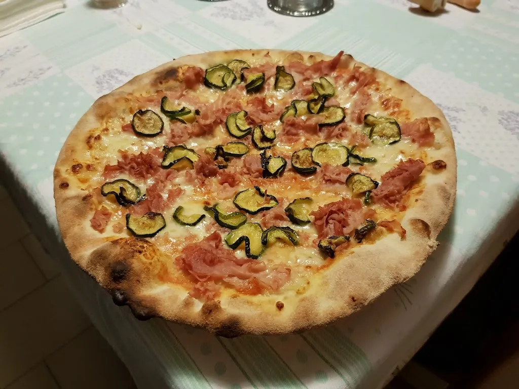 Nick B_Pizzeria Retrò da Michele e Aurora_Polesella_review