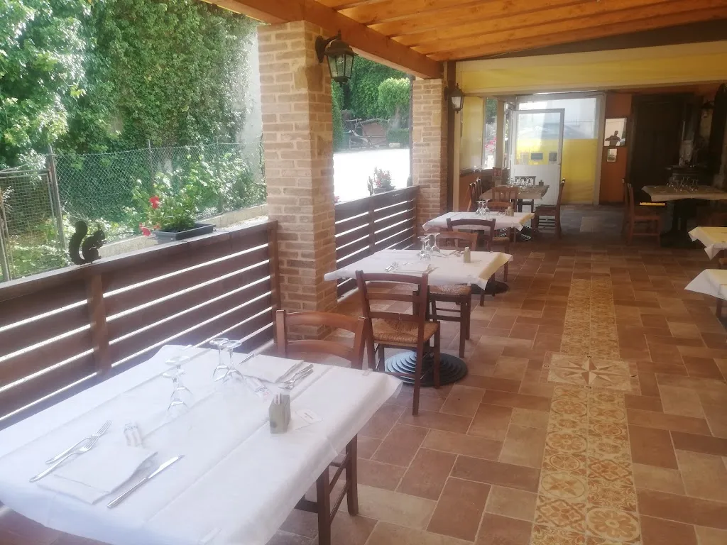 Trattoria Alla Grotta restaurant in Ponte di Nanto