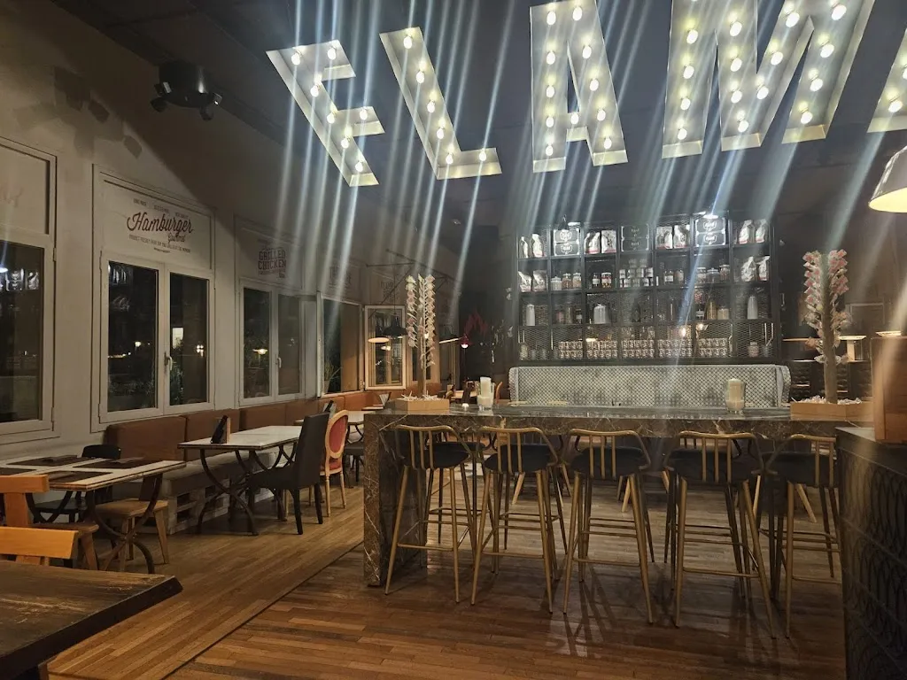 Ristorante Flame'n Co. Padova_Ponte San Nicolò_slider_image_3