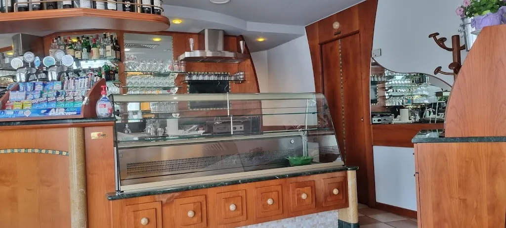 davide da molin photographer_Bar E Ristorante Roma_Ponte San Nicolò_review