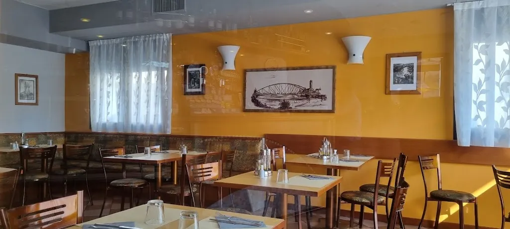 Bar E Ristorante Roma restaurant in Ponte San Nicolò