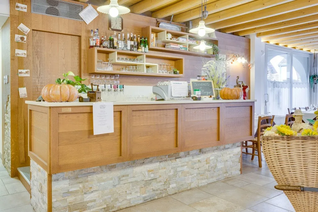 Trattoria Vecio Borgo restaurant in Porcellengo