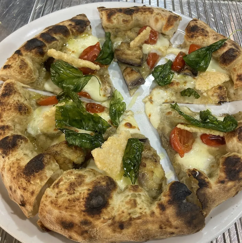 Eliapizza Trattoria Al Cacciatore_Pontelongo_slider_image_2