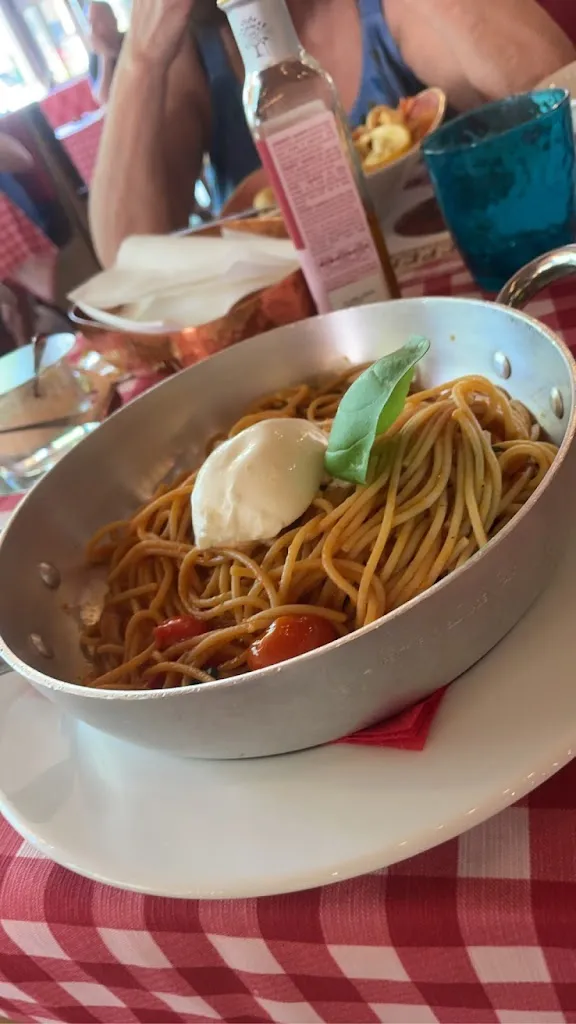 Alyssa K_Il Peperoncino pizzeria ristorante_Ponte nelle Alpi_review