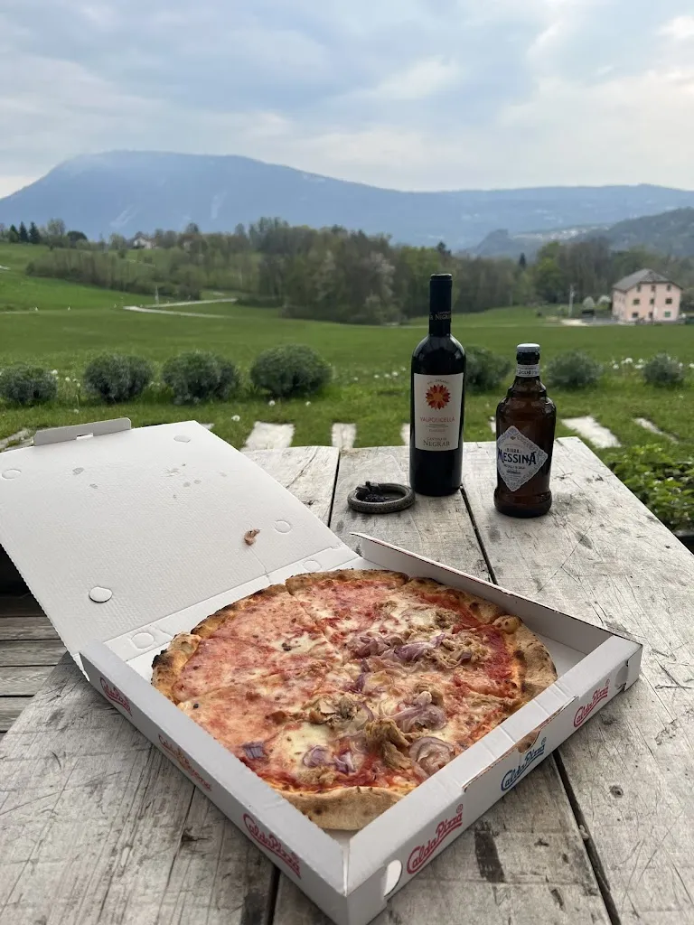 Pizzacasa restaurant in Ponte nelle Alpi