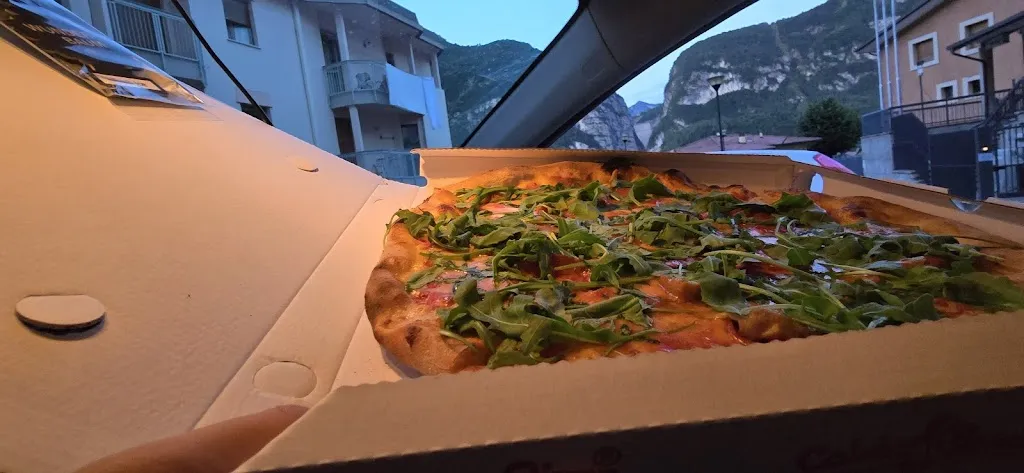 Pizzacasa_Ponte nelle Alpi_slider_image_2