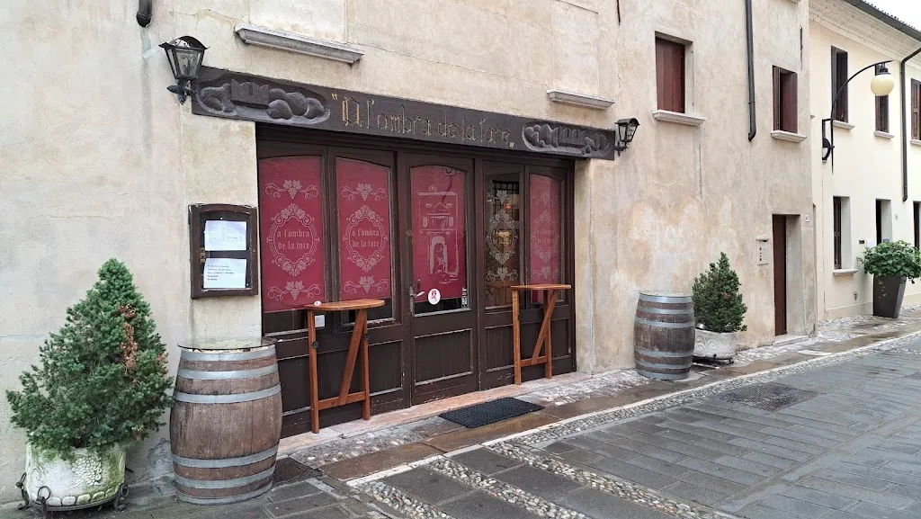 A L'ombra de la Tore restaurant in Portogruaro