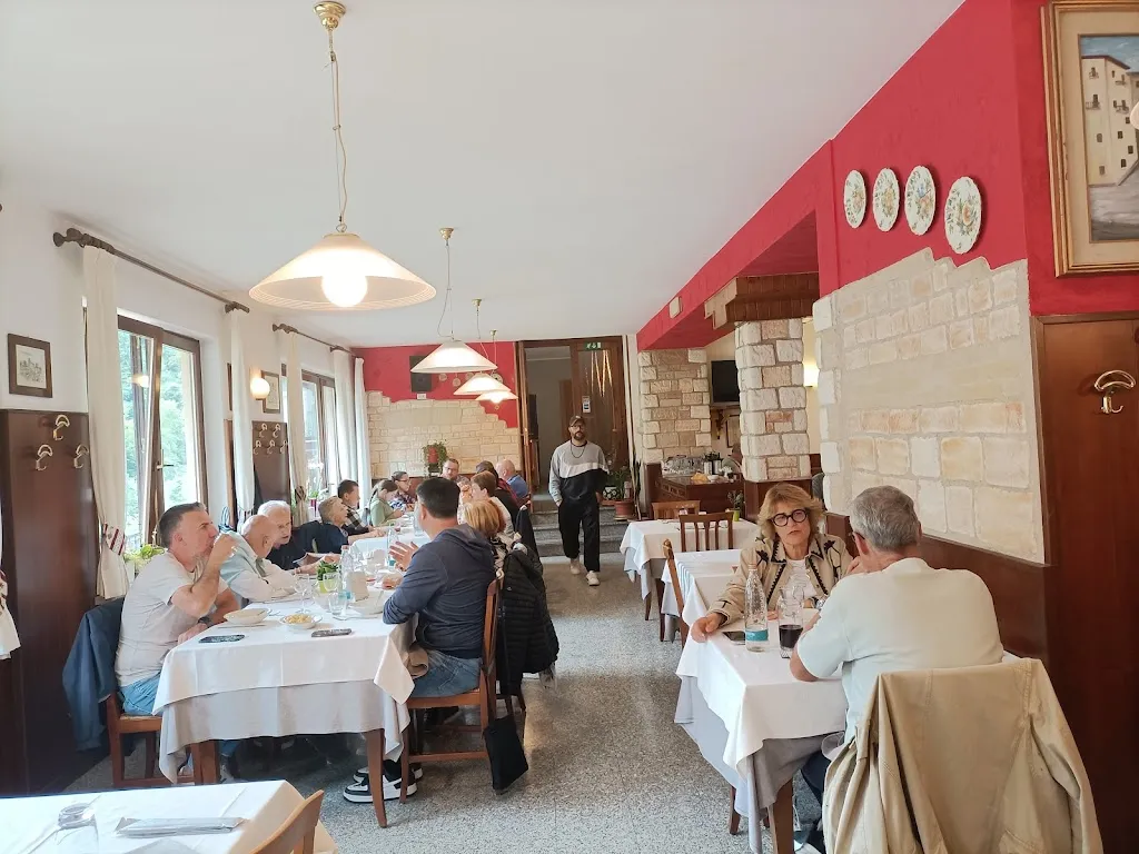 Ristorante Albergo Al Garibaldino_Posina_slider_image_3