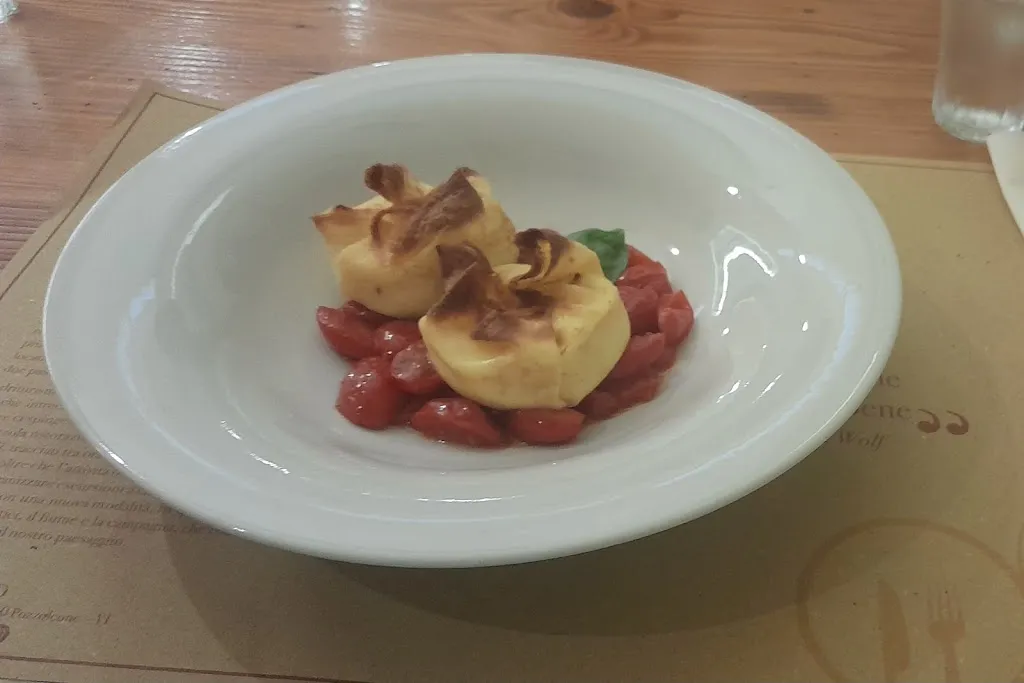 Luca Nichele_ADRITURISMO_Pozzoleone_review