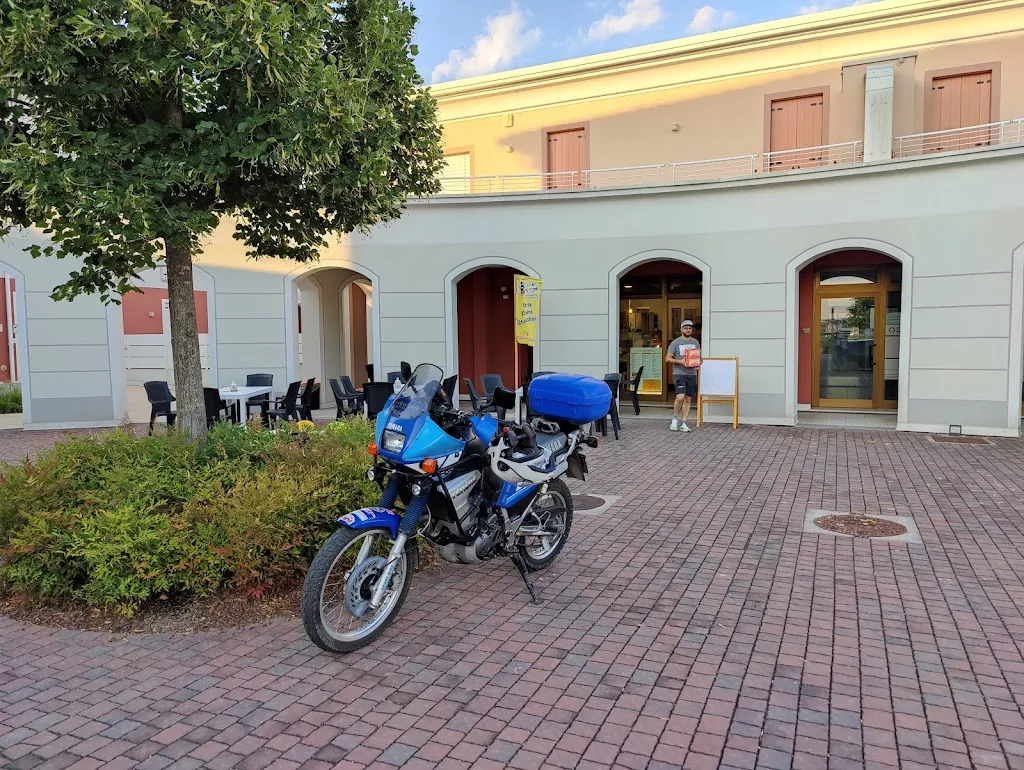 NICOLA FERRAMOLA_Cuor di pizza_Pozzoleone_review