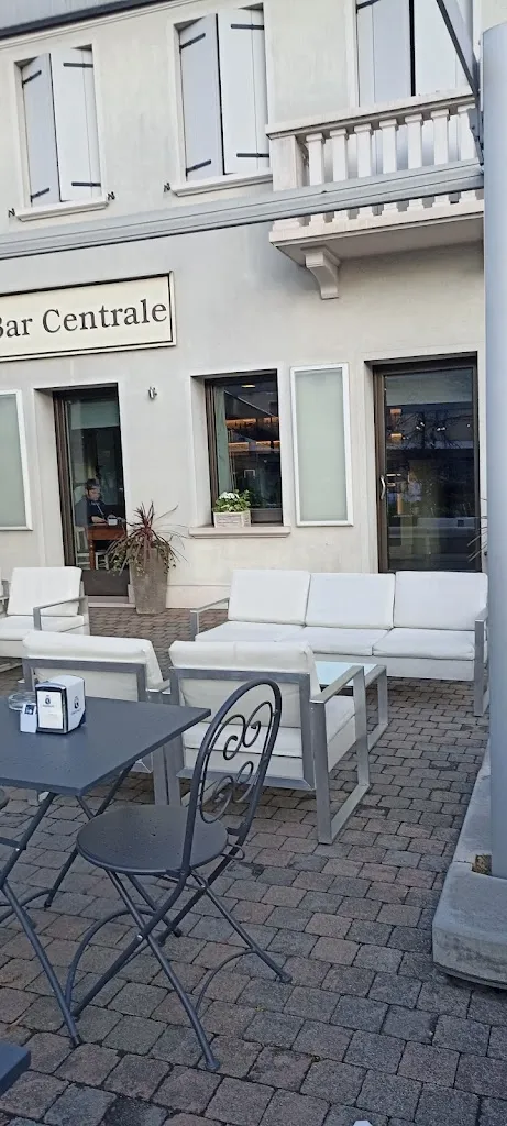 Sabrina T._Bar Centrale_Postioma_review