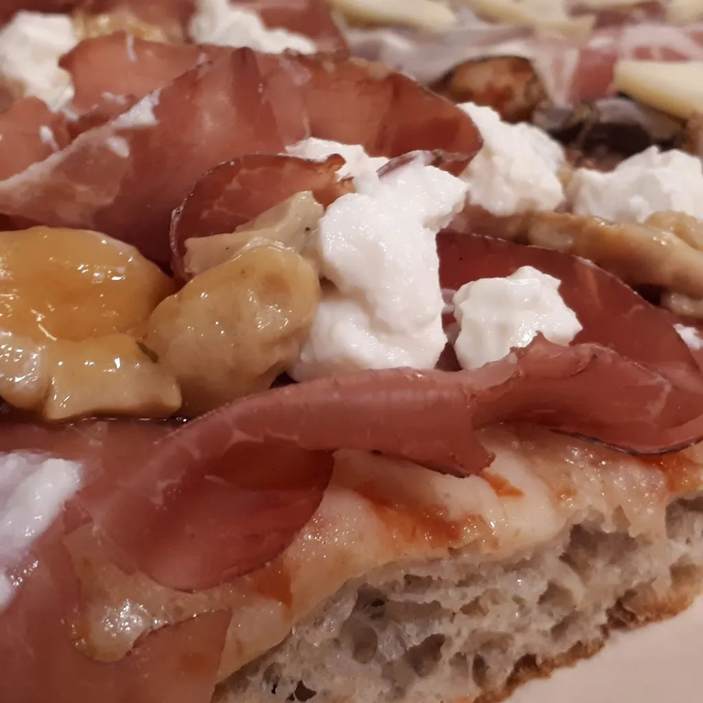 Menu_Pizzeria Hazzard_Pressana_image_9