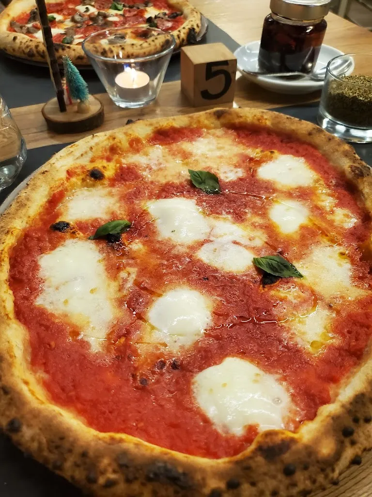 Menu_Pizza Mania di Salvatore Ferraro_Quinto Vicentino_image_7