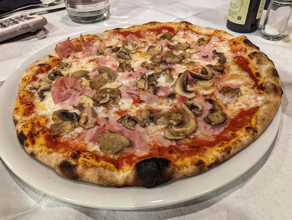 Menu_Pizzeria Corrado_Raldon_image_5
