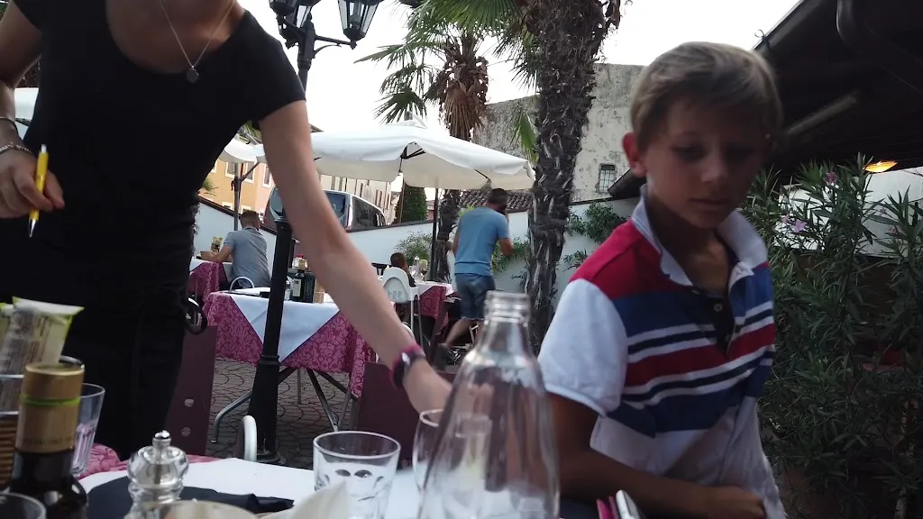 Pizzeria Corrado_Raldon_slider_image_2