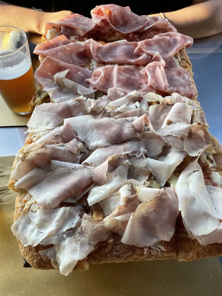 Lorenzo Facchin_A casa di Franco - Birroteca Porchetteria_Quinto di Treviso_review