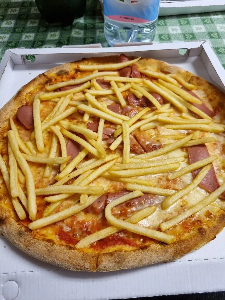 Claudio Manesso_Pizzeria d'asporto Da Luca Quinto di Treviso_Quinto di Treviso_review