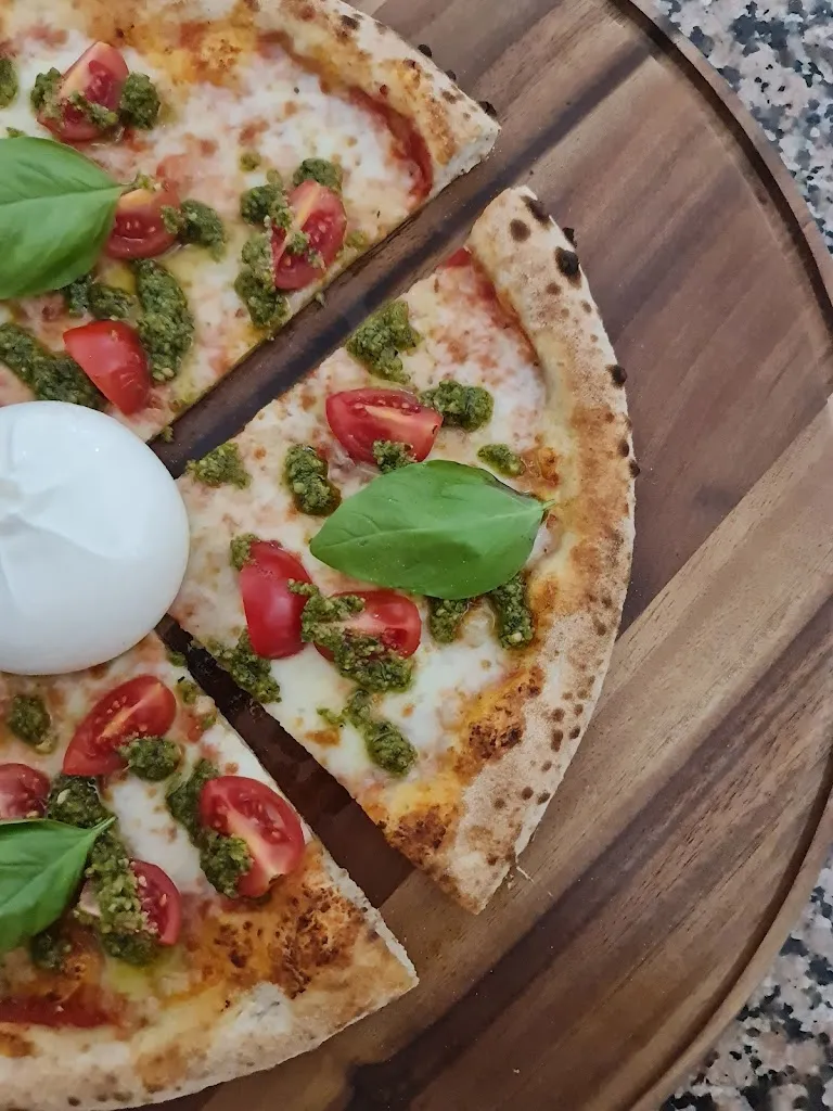 Pizzeria d'asporto Da Luca Quinto di Treviso_Quinto di Treviso_slider_image_3