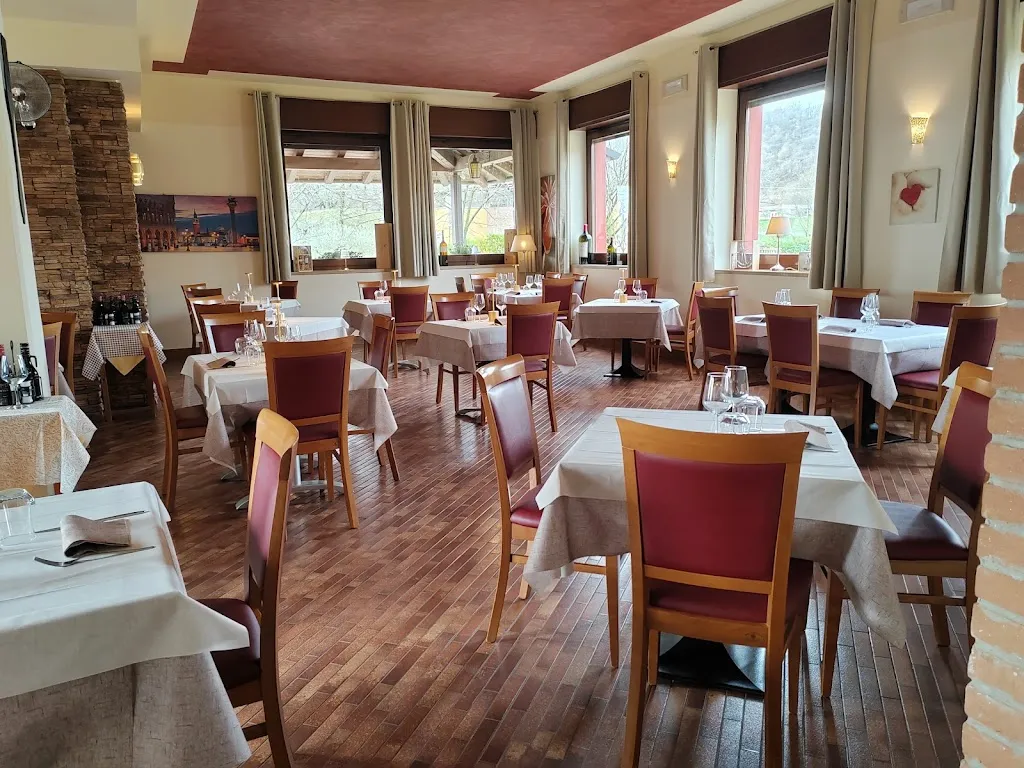 Ristorante Pizzeria La Cicala e La Fenice _Rivoli Veronese_slider_image_1