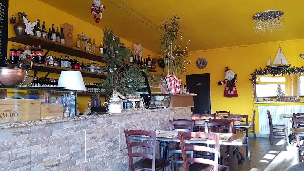 Pizzeria La Stella restaurant in Rivoli Veronese