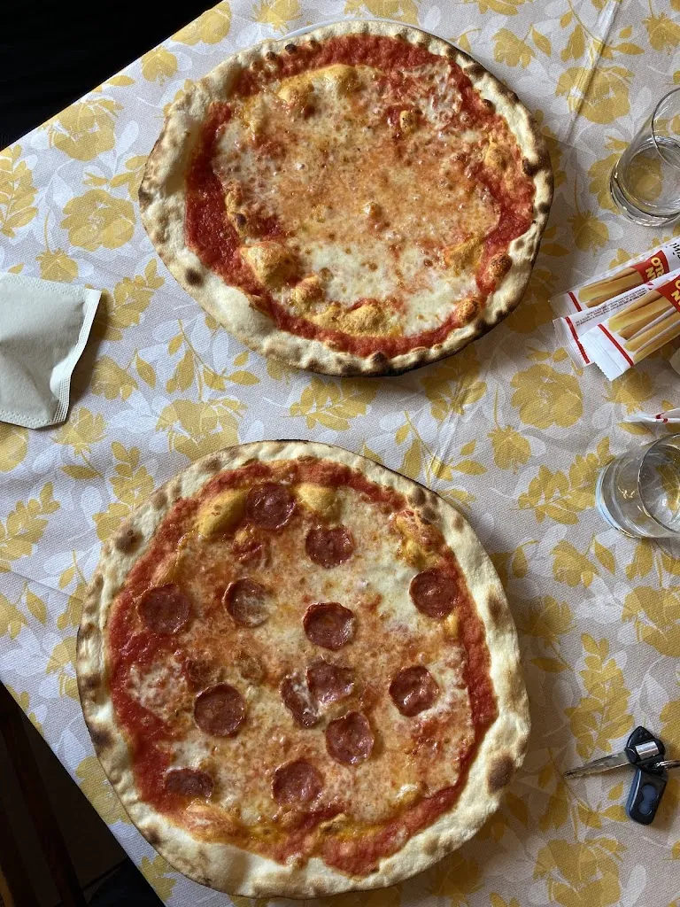 Menu_Pizzeria by Fiorenzo_Roana_image_6