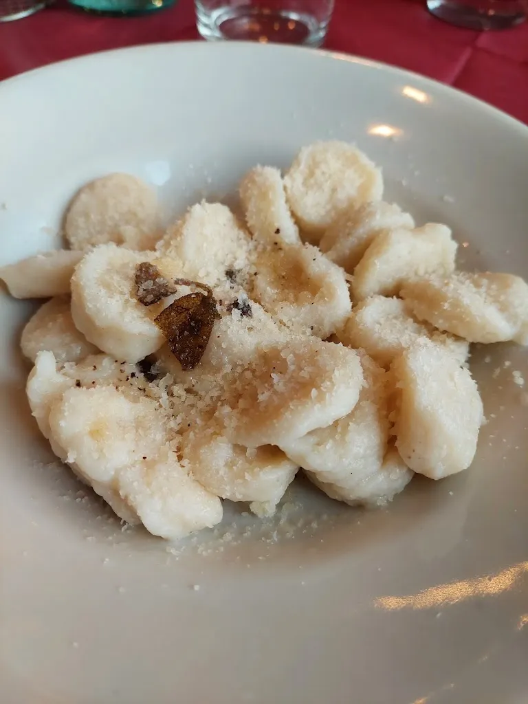 Stefano Lora_Restaurant 