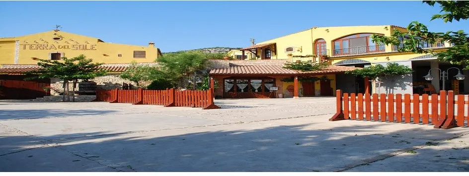 Land of the Sun_Rignano Garganico_slider_image_1