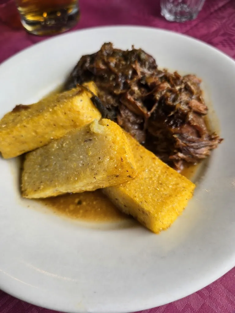 Adrian M_Rifugio Campogrosso_Recoaro Terme_review