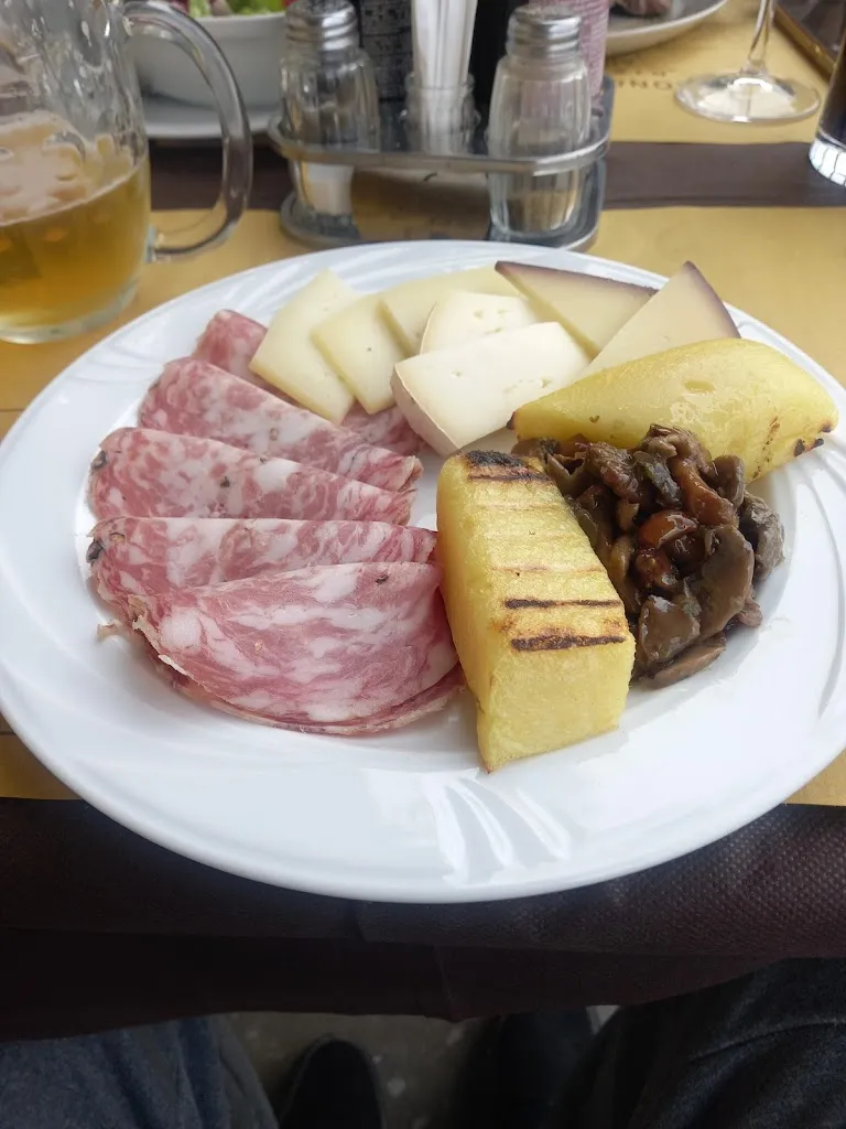 Ludovico Liuzzi_Conca dei Parpari Ristorante Bar Alloggio_Roverè Veronese_review