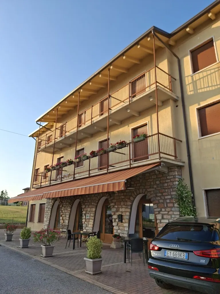 Laurent Vivert_I Remenghi_Roverè Veronese_review