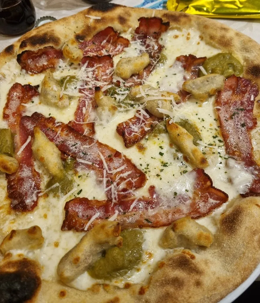 Eleonora Pertinaci_Pizzeria L'Abbazia Saletto_Saletto_review