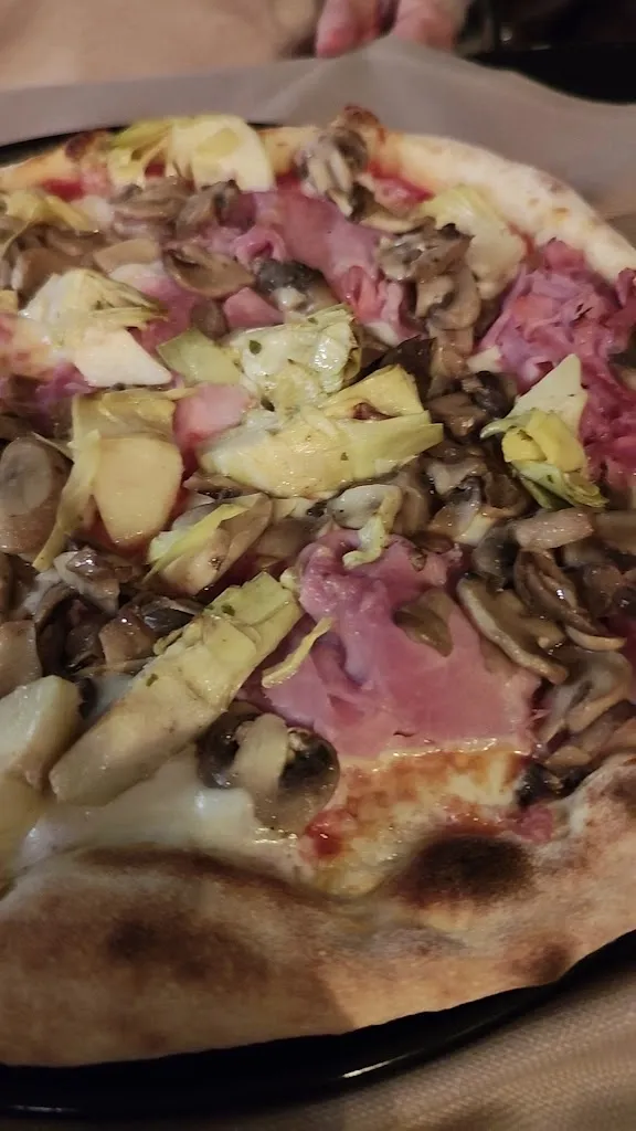 Pizzeria “Una Volta”_Rossano Veneto_slider_image_2