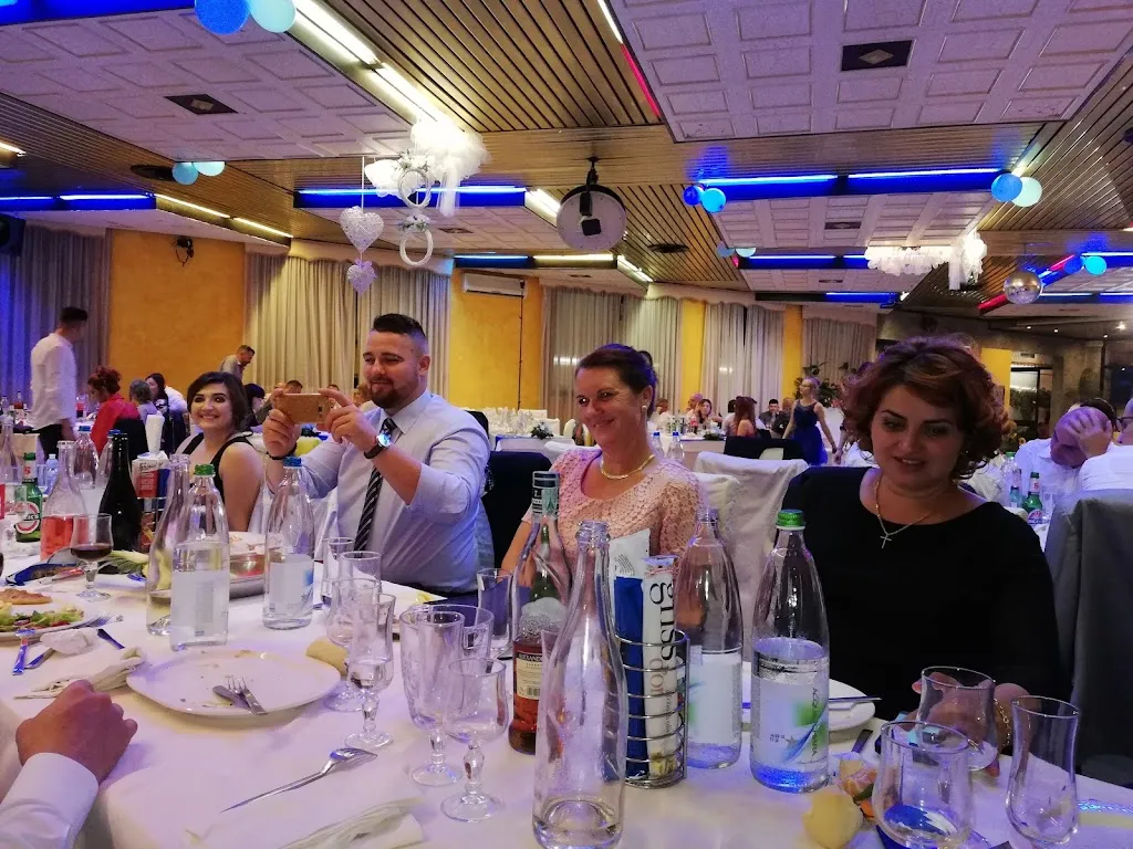 Ristorante Ambassador_Salizzole_slider_image_2