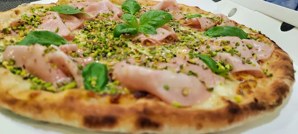 Menu_Pizzeria Datterino Giallo_Sambruson_image_6