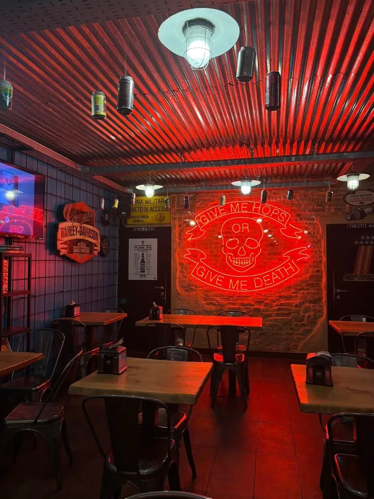 Emma Zanella_Harley's Pub Dolo_Sambruson_avis