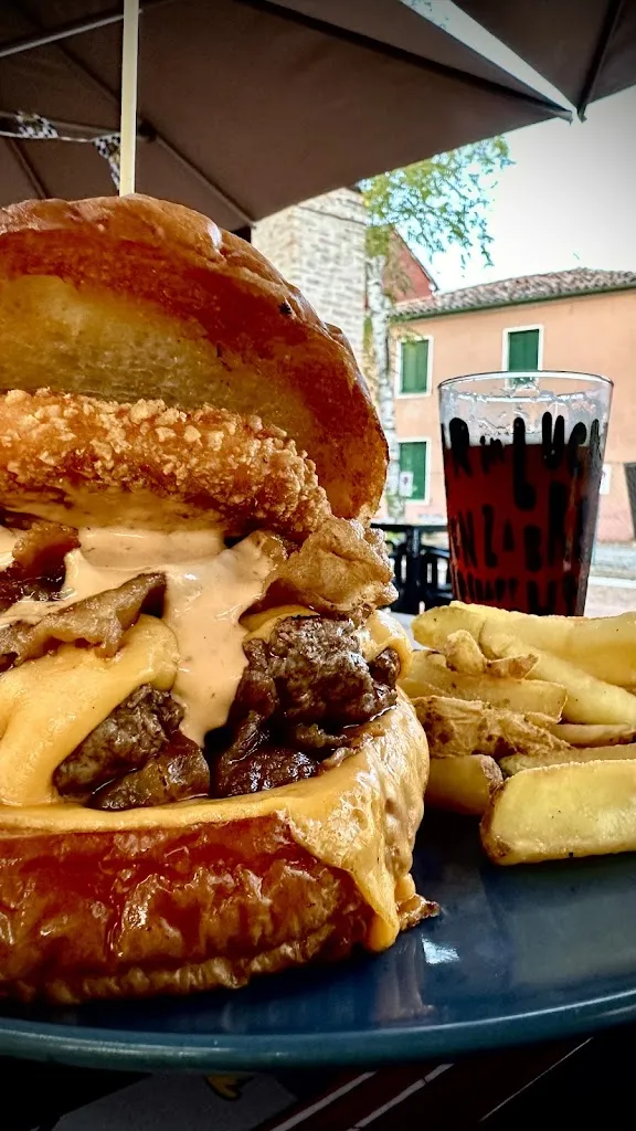 Harley's Pub Dolo_Sambruson_slider_image_3