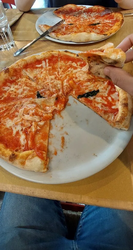 Mustapha Injarn_Mascalzone_San Fior di Sopra_review