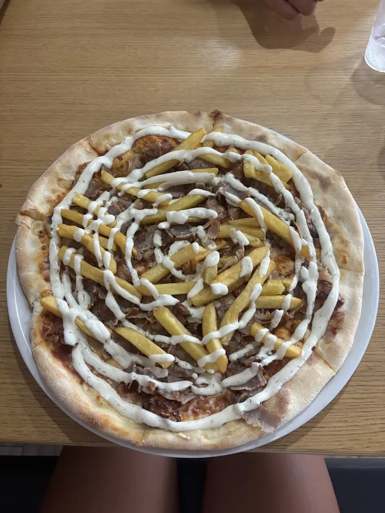 Denise Brescacin_İstanbul City Kebap e Pizza_San Fior di Sopra_review