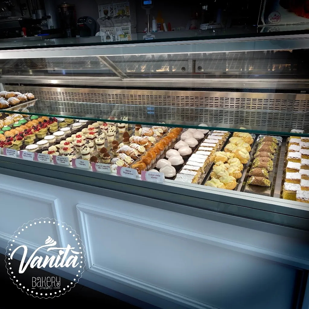 Vanità Bakery - Pasticceria e lounge BAR restaurant in Rocchetta Sant'Antonio