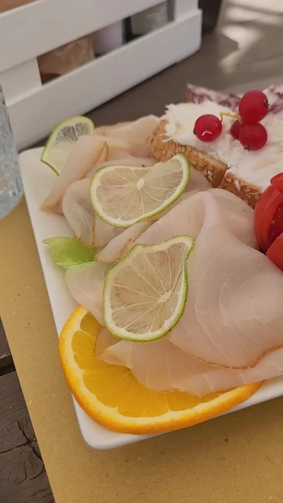 Beach Café_Rosolina_slider_image_2