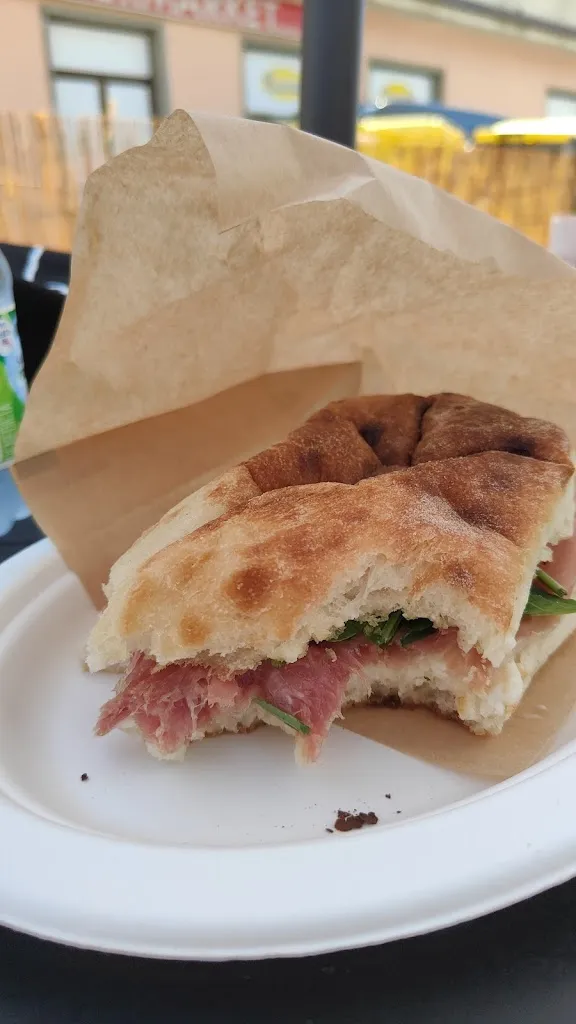 Lorenza Bellin_Vicolo78_Rosolina_review